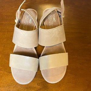 Toms Poppy Sandals
